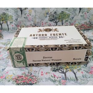Arturo Fuente Curly Head Empty Cigar Box Vtg